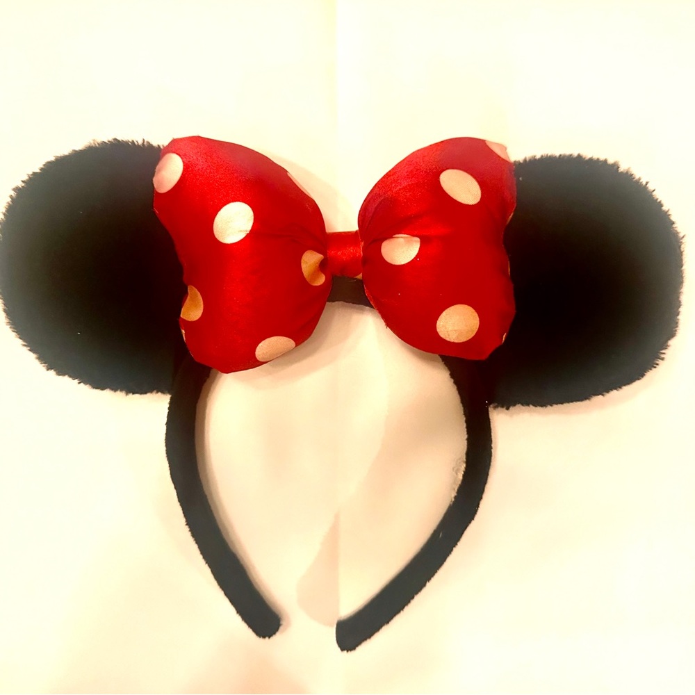 Disney Red and Black Polka Dot Bow Minnie Mouse Ears Headband.